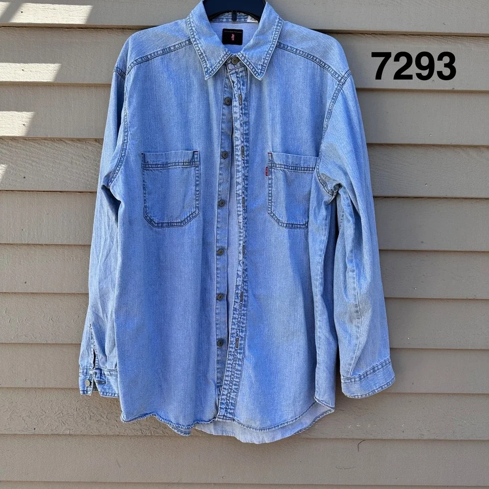 Vintage Levis Red Tab Jeans Denim Button Down Shirt Light Wash 60560-1315 XL